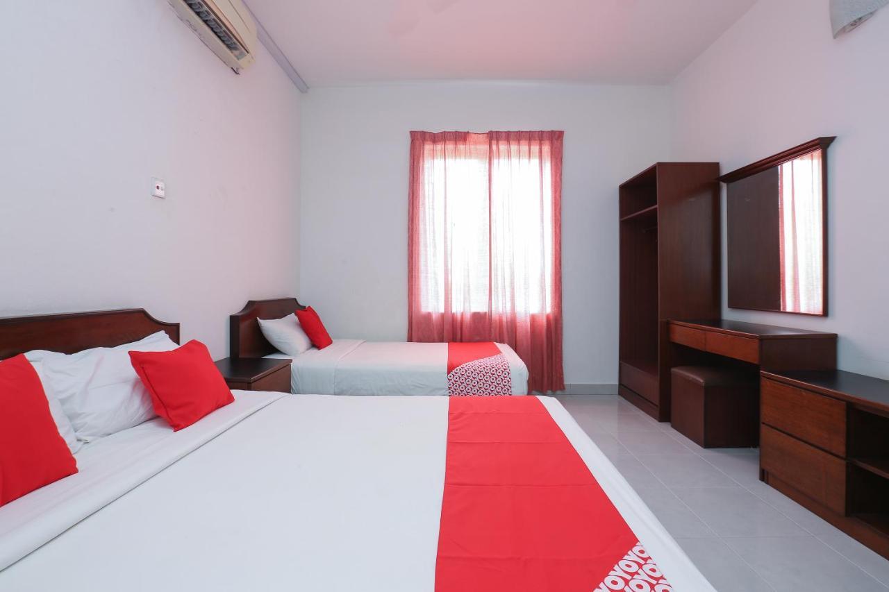Oyo 8966 Dee Wana Resort 1 Pasir Puteh Extérieur photo